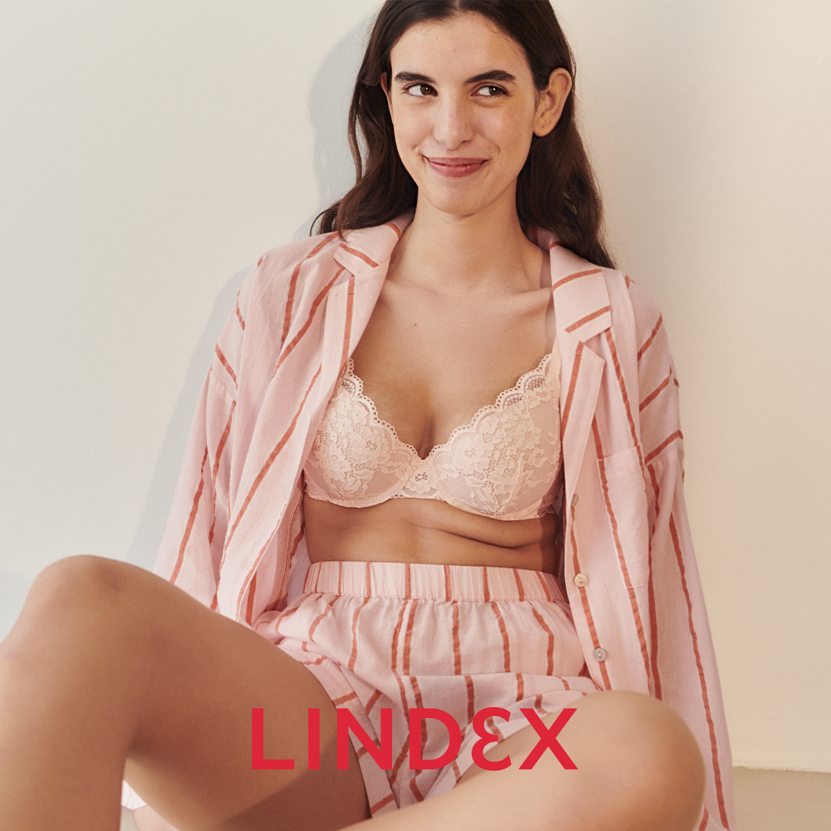 Summer shopping at the Lindex store is in full swi